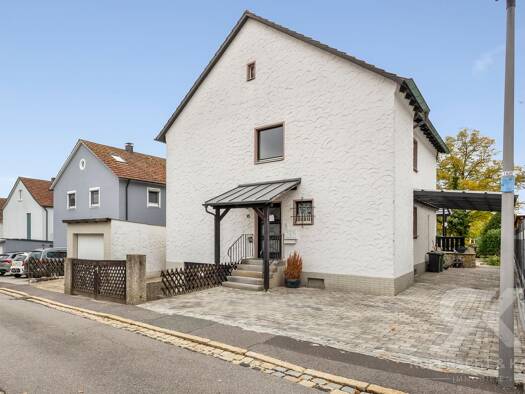 Mehrfamilienhaus zum Kauf 359.000 € 8 Zimmer 156 m² 525 m² Grundstück Amberg Amberg 92224