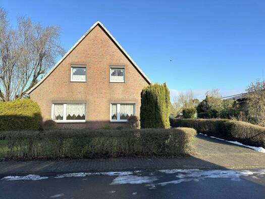 Einfamilienhaus zum Kauf 255.500 € 4 Zimmer 150 m² 813 m² Grundstück frei ab sofort Neuenkampsweg Wrist 25563