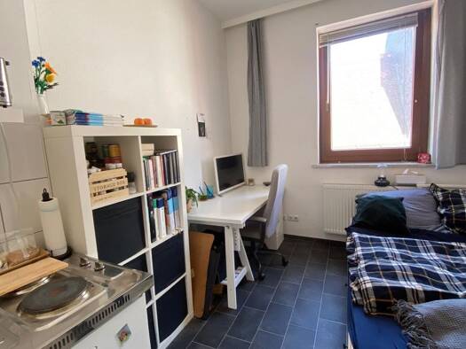 Studio zur Miete 340 € 1 Zimmer 20 m² Geschoss 1/3 frei ab 01.09.2026 Hauptstraße 111 Innenstadt Erlangen 91054