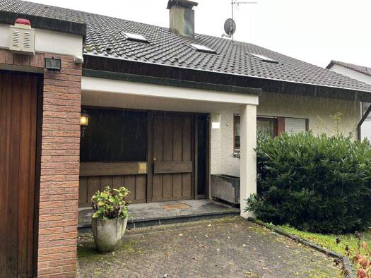 Einfamilienhaus zum Kauf 859.000 € 5,5 Zimmer 185 m² 687 m² Grundstück frei ab sofort Mitte Sindelfingen 71063