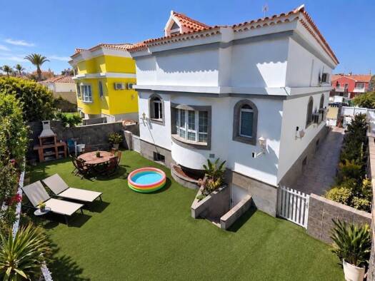 Chalet zum Kauf 1.160.000 € 4 Zimmer 339 m² 358 m² Grundstück San Bartolomé de Tirajana 35100