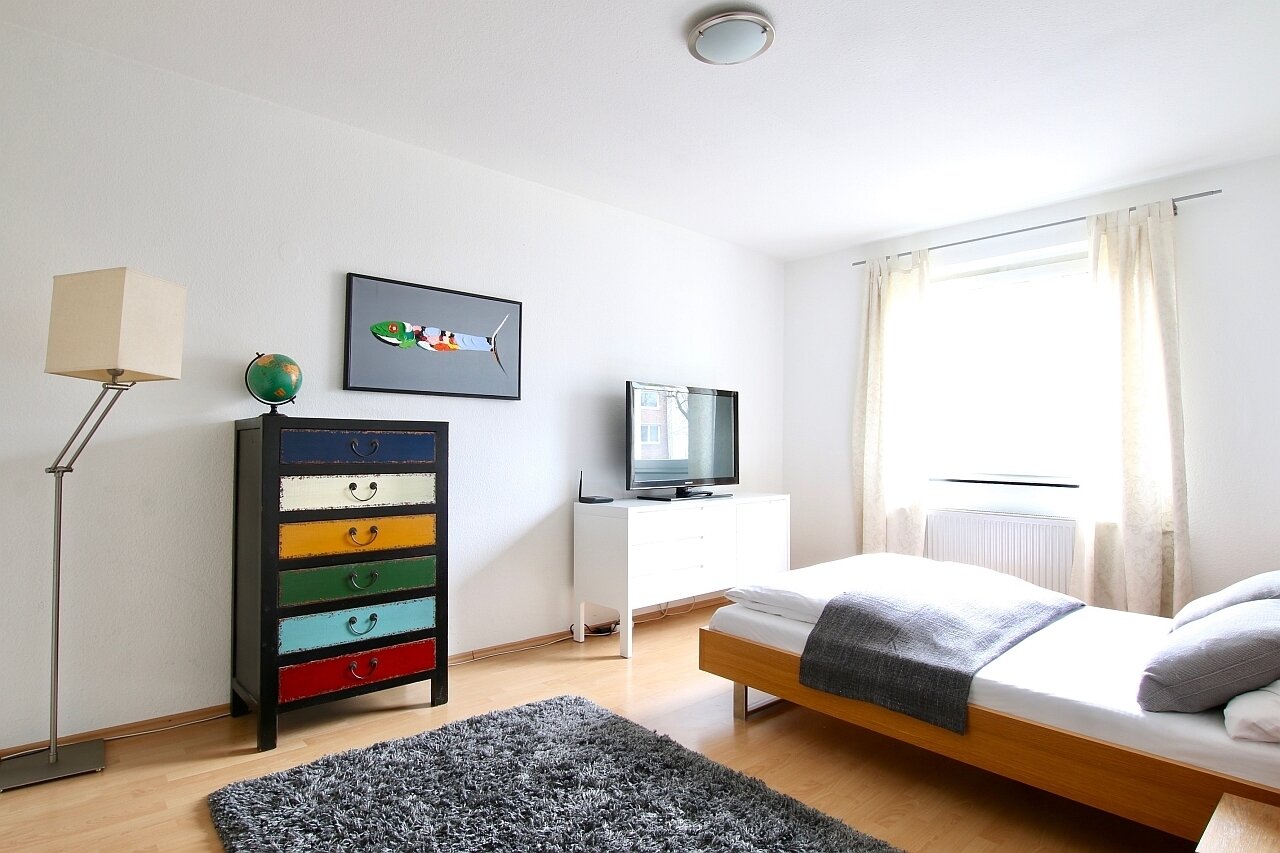 Wohnung zur Miete Wohnen auf Zeit 2.180 € 2 Zimmer 42 m²<br/>Wohnfläche 03.01.2025<br/>Verfügbarkeit Altstadt - Nord Köln 50676