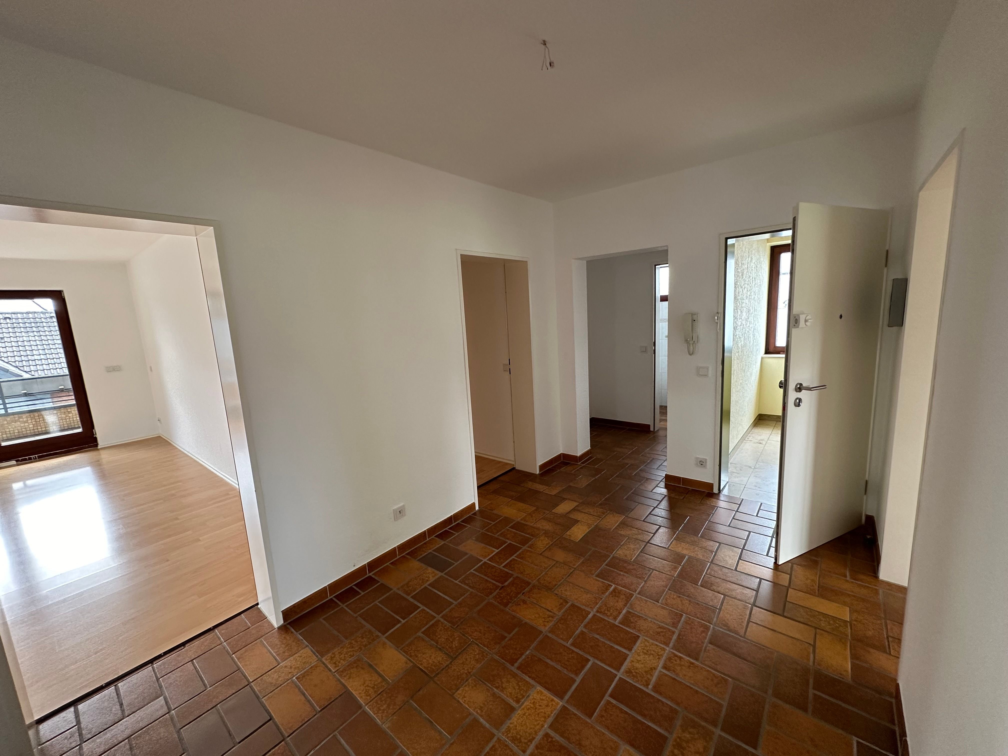 Wohnung zur Miete 1.250 € 4 Zimmer 98 m²<br/>Wohnfläche 2.<br/>Geschoss ab sofort<br/>Verfügbarkeit Kölner Str. 51 Südstadt 45 Hilden 40723