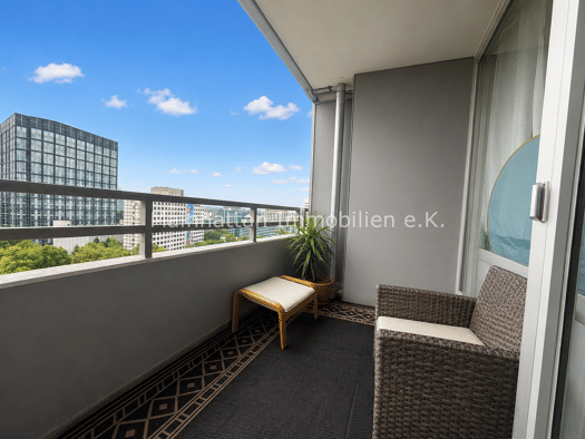 Wohnung zum Kauf 159.500 € 2 Zimmer 57 m² 11. Geschoss Eschborn Eschborn 65760