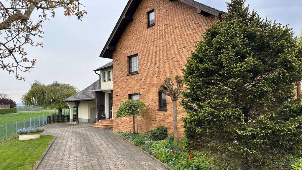 Mehrfamilienhaus zum Kauf 595.000 € 9 Zimmer 213 m² 4.722 m² Grundstück Wulferdingsen Bad Oeynhausen 32549