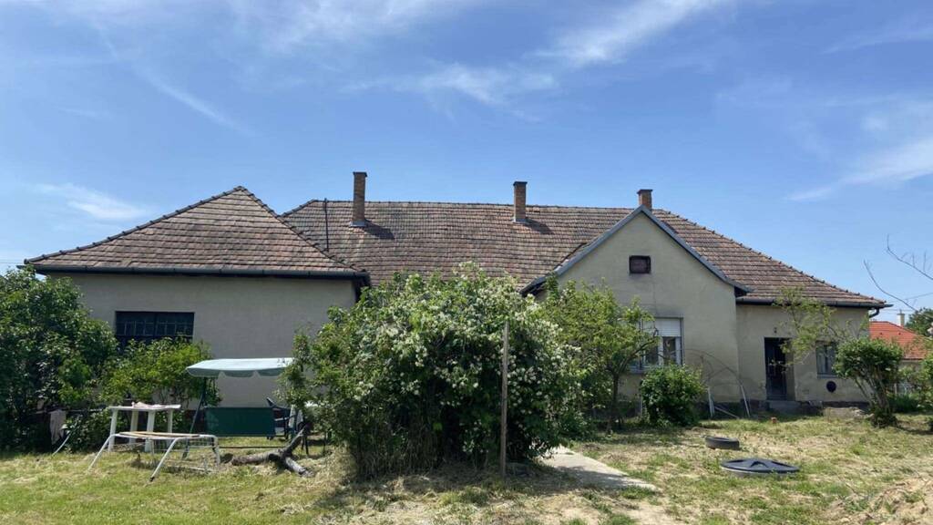 Einfamilienhaus zum Kauf 80.000 € 4 Zimmer 150 m² 4.460 m² Grundstück Somogysárd