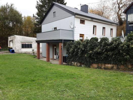 Mehrfamilienhaus zum Kauf 238.000 € 6 Zimmer 145 m² 864 m² Grundstück Innenstadt Neunkichen 66538
