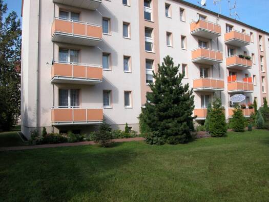 Wohnung zur Miete 291 € 2 Zimmer 48,4 m² 3. Geschoss frei ab 01.12.2026 Merseburger Straße (Braunsbe.) 35 Braunsbedra Braunsbedra 06242
