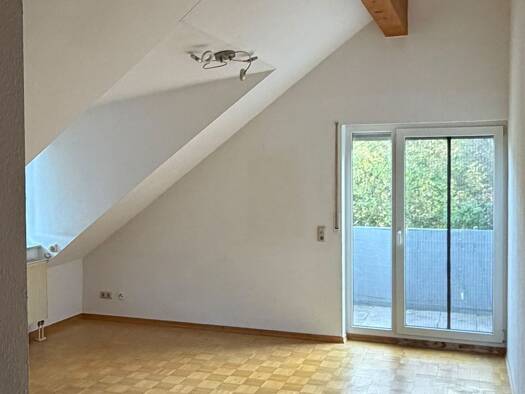 Wohnung zur Miete 700 € 3 Zimmer 80 m² Geschoss 2/3 frei ab sofort Niederleuken Saarburg 54439