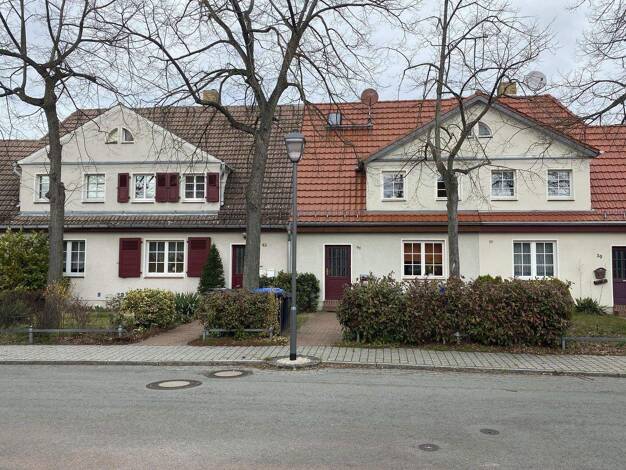Reihenmittelhaus zum Kauf provisionsfrei 159.000 € 5 Zimmer 130 m² 102 m² Grundstück Ringweg 41 Zschornewitz Gräfenhainichen OT Zschornewitz 06772