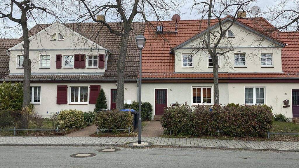 Reihenmittelhaus zum Kauf provisionsfrei 169.000 € 5 Zimmer 130 m² 102 m² Grundstück Ringweg 41 Zschornewitz Gräfenhainichen OT Zschornewitz 06772