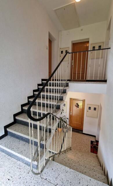 Wohnung zur Miete 800 € 2 Zimmer 50 m² Geschoss 2/2 Seckbach Frankfurt am Main 60389