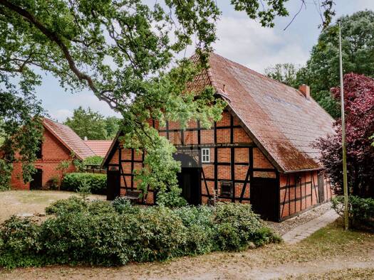 Bauernhaus zum Kauf 790.000 € 14 Zimmer 496 m² 4.724 m² Grundstück Bredenbock Göhrde 29473