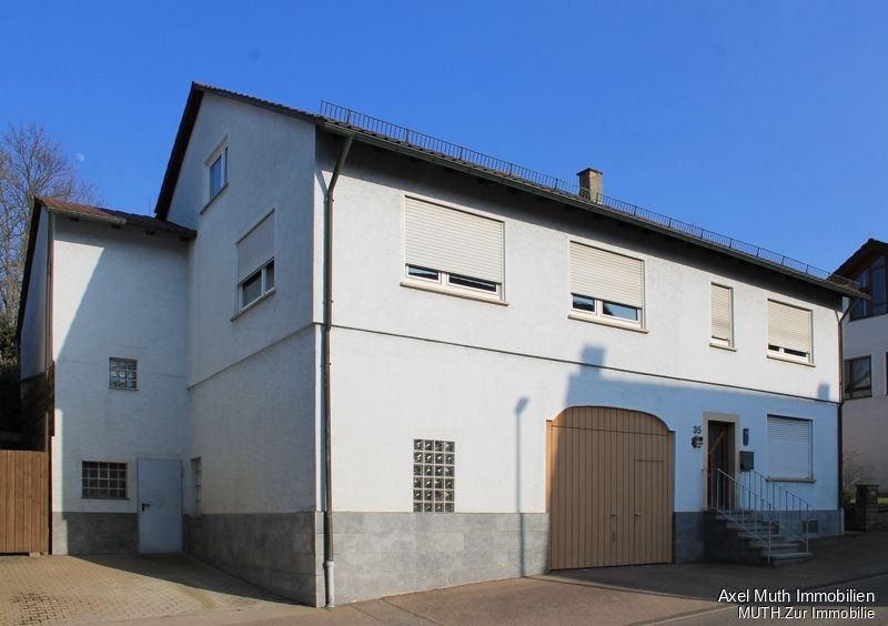 Einfamilienhaus zum Kauf 349.000 € 6 Zimmer 181 m²<br/>Wohnfläche 530 m²<br/>Grundstück Güglingerstr. 35 Kleingartach Eppingen / Kleingartach 75031