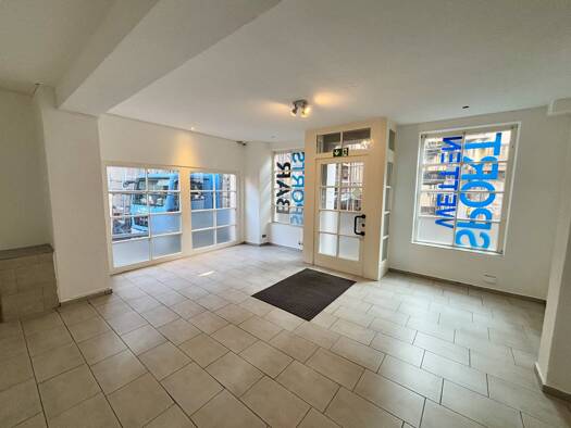 Ausstellungsfläche zum Kauf 1.779 € 3 Zimmer Gengenbach 77723