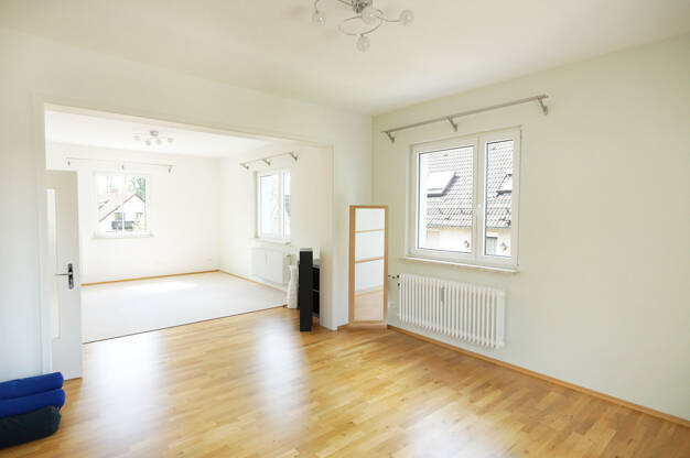 Wohnung zur Miete 850 € 4 Zimmer 122 m² 1. Geschoss frei ab 01.09.2025 Creidlitz Coburg 96450