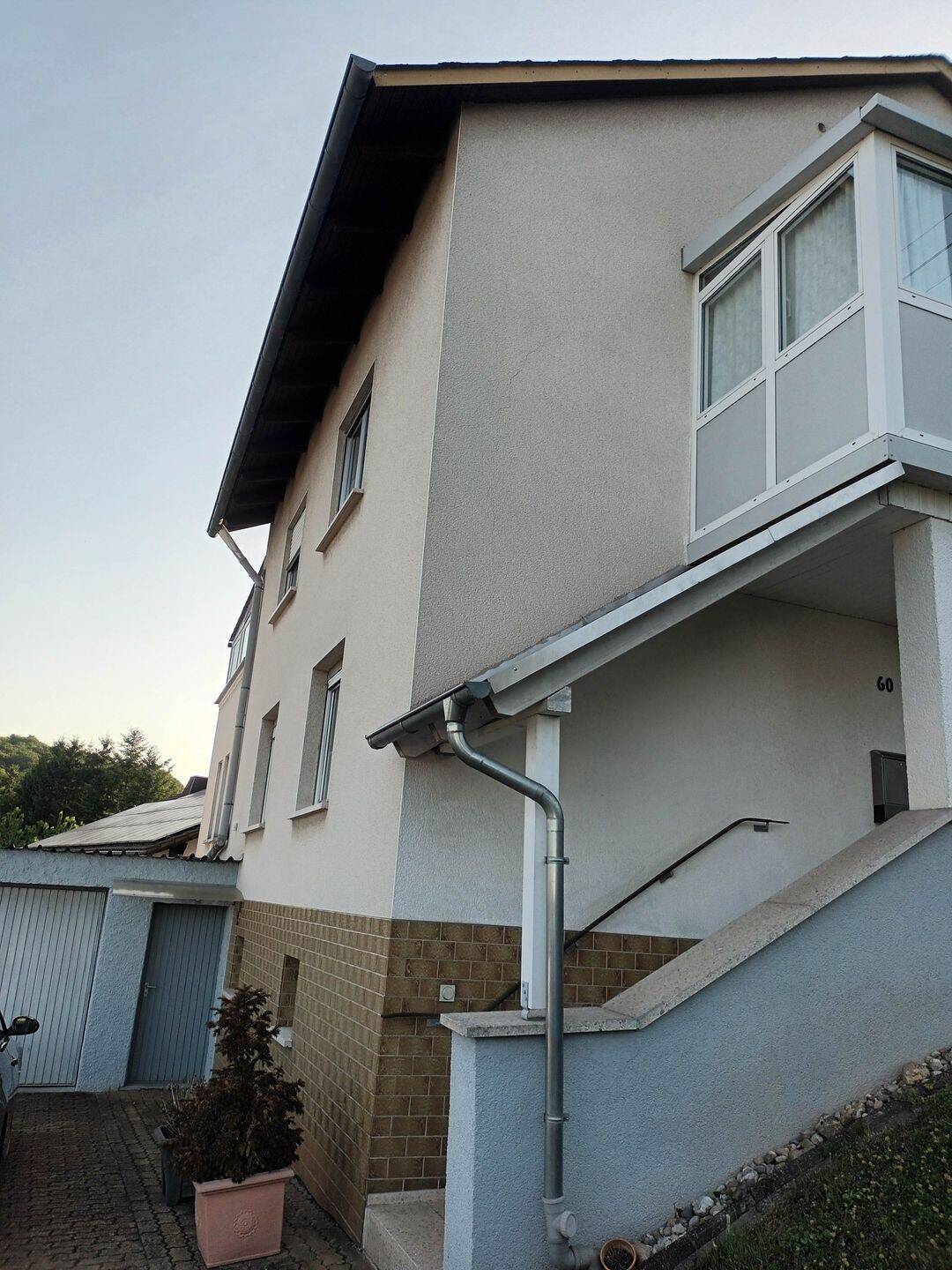 Immobilie in Schmelz - Großzügiges Wohnhaus in gutem Zustand - Bild 1