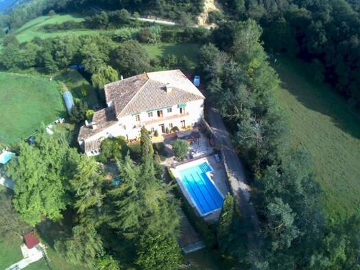 Haus zum Kauf 1.300.000 € 36 Zimmer 2.995 m² 69.580 m² Grundstück Girona 17154