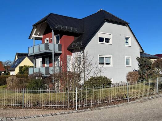 Wohnung zur Miete 740 € 4 Zimmer 105 m² Geschoss EG/1 frei ab 01.12.2026 Vohenstrauß Vohenstrauß 92648