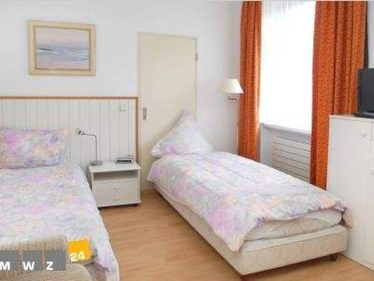 Wohnung zur Miete Wohnen auf Zeit 830 € 1 Zimmer 28 m² frei ab 01.03.2026 Gneisenaustr. Pempelfort Düsseldorf 40477