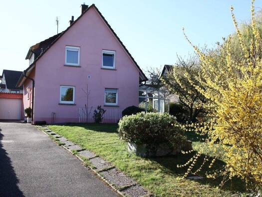 Einfamilienhaus zum Kauf 399.000 € 5 Zimmer 132 m² 739 m² Grundstück Oberderdingen 75038