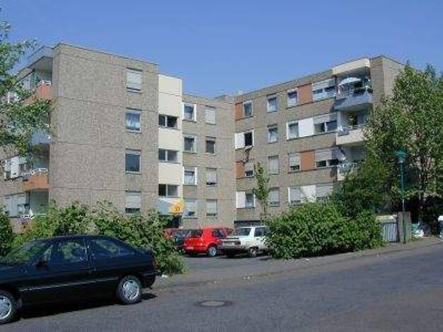 Wohnung zur Miete nur mit Wohnberechtigungsschein 438 € 3,5 Zimmer 81,4 m² 3. Geschoss Sternstraße 57 Aldenrade Duisburg 47179