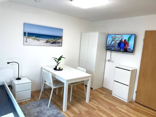 Studio zur Miete 430 € 1 Zimmer 25 m² Geschoss 2/3 frei ab 01.08.2026 Euerbach 97502