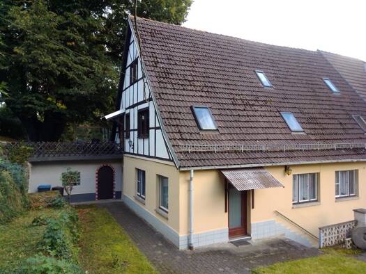 Einfamilienhaus zum Kauf 159.000 € 8 Zimmer 160 m² Neunhofen Neustadt an der Orla / Neunhofen 07806