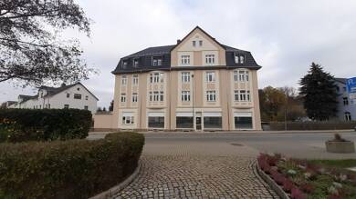 Wohnung zur Miete 643 € 3 Zimmer 97,5 m² frei ab sofort Leipziger Straße 10 Hartmannsdorf 09232