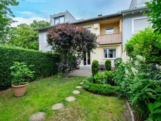 Reihenmittelhaus zum Kauf 449.000 € 4,5 Zimmer 90,2 m² 191 m² Grundstück Waiblingen Waiblingen 71332
