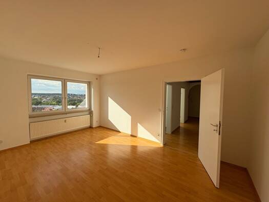 Wohnung zum Kauf provisionsfrei 299.000 € 3 Zimmer 95 m² 9. Geschoss frei ab sofort Schwabach 91126