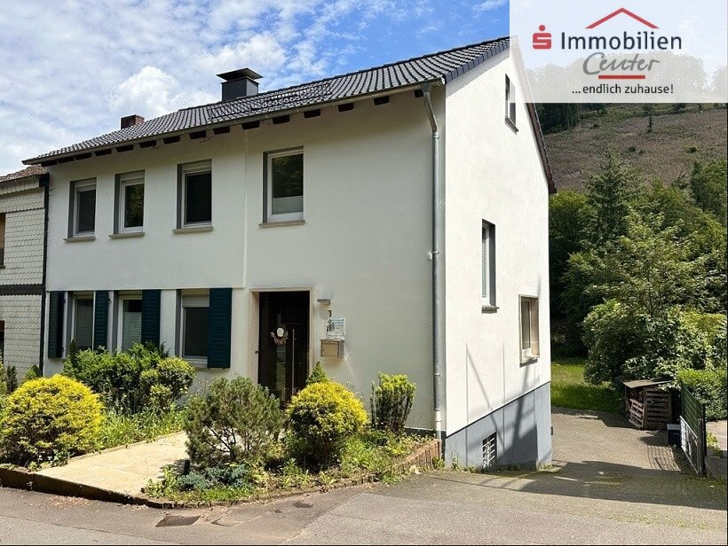 Doppelhaushälfte zum Kauf 359.900 € 5,5 Zimmer 150 m²<br/>Wohnfläche 1.147 m²<br/>Grundstück Oege / Nahmer Hagen 58119