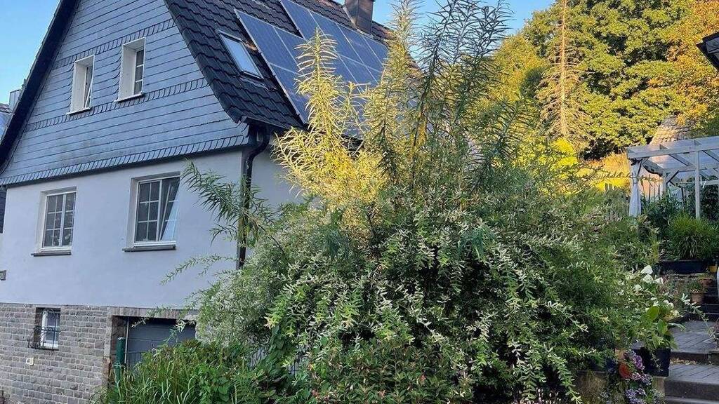 Haus zum Kauf 489.000 € 5 Zimmer 140 m² 1.141 m² Grundstück Wipperfürth 51688