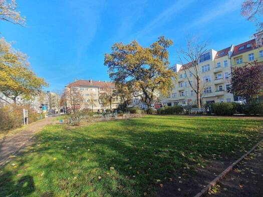 Mehrfamilienhaus zum Kauf als Kapitalanlage geeignet 1.700.000 € 33 Zimmer 857,9 m² 402 m² Grundstück Lichtenberg Berlin 10317