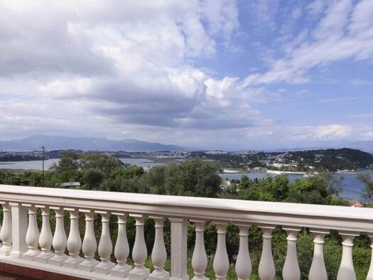 Einfamilienhaus zum Kauf 650.000 € 3 Zimmer 266 m² 903 m² Grundstück Municipality of Southern Corfu 49084