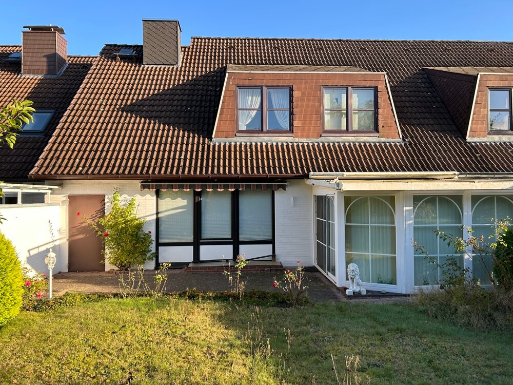 Einfamilienhaus zum Kauf 299.000 € 4 Zimmer 125 m²<br/>Wohnfläche 332 m²<br/>Grundstück Salzhausen Salzhausen 21376