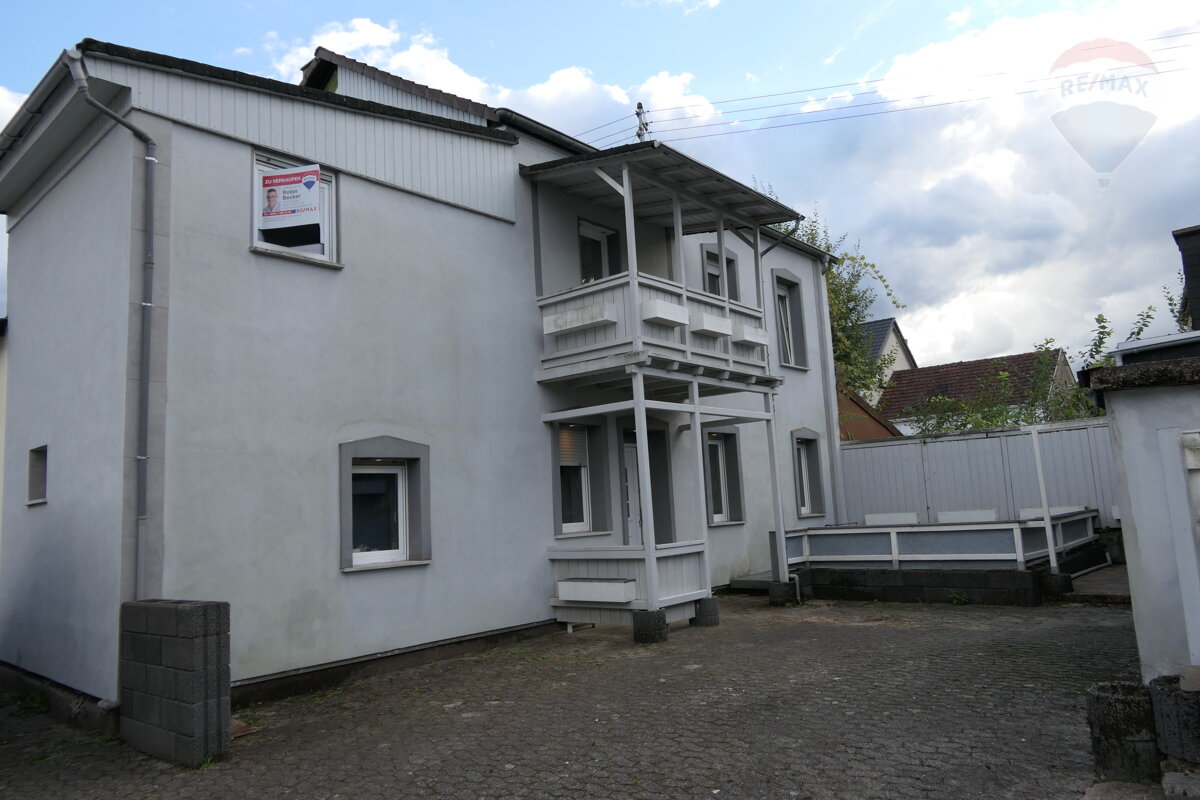 Einfamilienhaus zum Kauf 235.000 € 5 Zimmer 160 m²<br/>Wohnfläche 245 m²<br/>Grundstück Hüttersdorf Schmelz / Hüttersdorf 66839