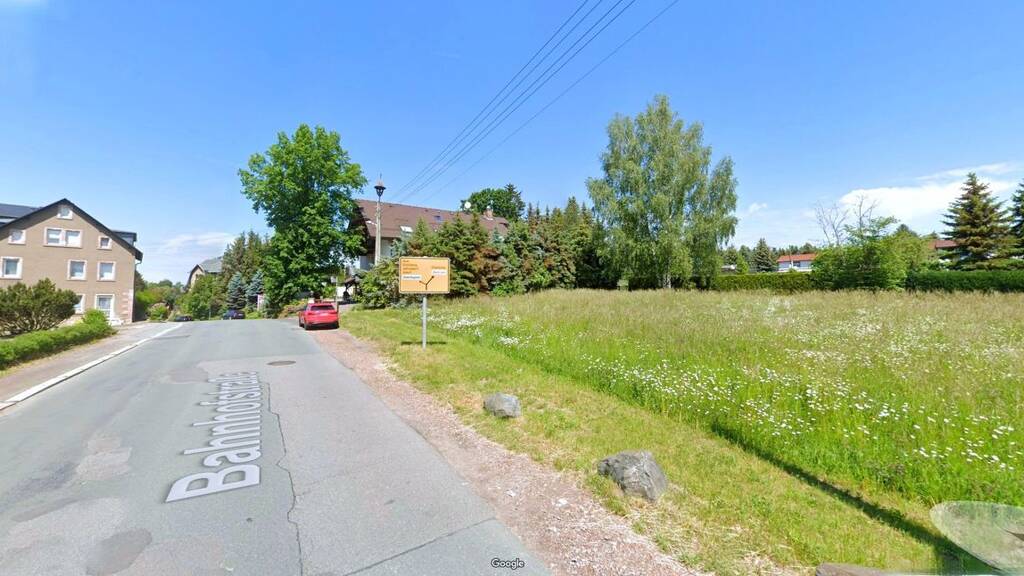 Grundstück zum Kauf 118.300 € 910 m² Grundstück Neukirchen Neukirchen/Erzgebirge 09221