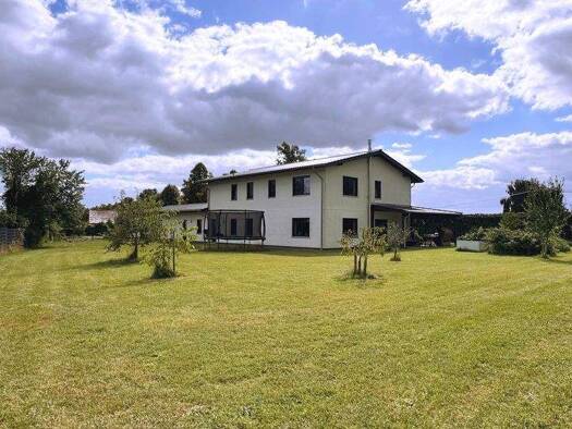 Immobilie zum Kauf 830.000 € 9 Zimmer 310 m² 2.539 m² Grundstück Neulögow Gransee 16775