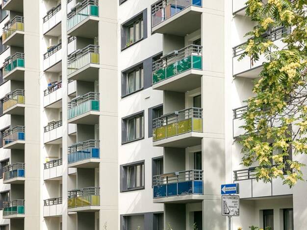 Wohnung zur Miete 731 € 3 Zimmer 79,1 m² 8. Geschoss frei ab 01.11.2026 Hochschulstraße 6 Südvorstadt-Ost Ortsamtsbereich Plauen 01069
