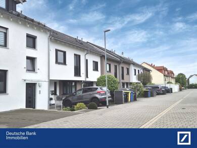 Reihenmittelhaus zum Kauf 695.000 € 7 Zimmer 153 m² 176 m² Grundstück frei ab 01.10.2025 Jügesheim Rodgau 63110