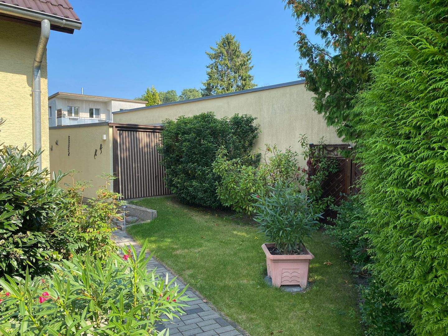 Property thumbnail 35