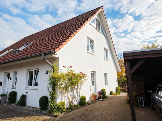 Doppelhaushälfte zum Kauf 350.000 € 5 Zimmer 140 m² 299 m² Grundstück Bloherfelde Oldenburg 26129