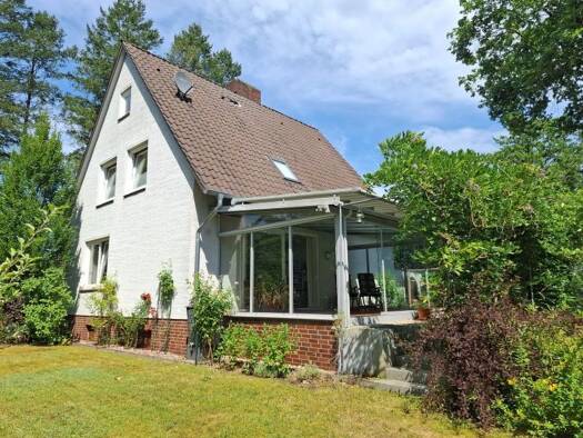 Einfamilienhaus zum Kauf 243.000 € 4 Zimmer 112 m² frei ab sofort Hermannsburg Südheide 29320