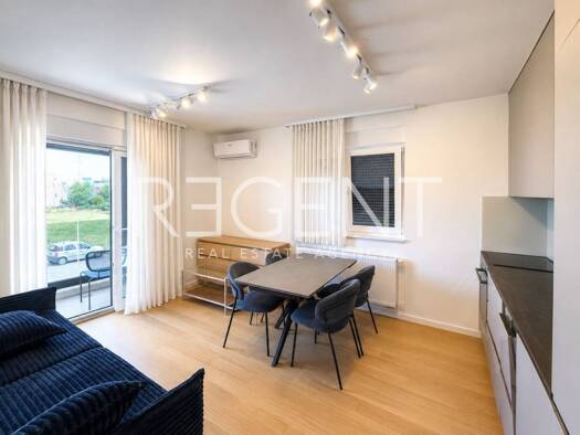 Wohnung zur Miete 1.100 € 3 Zimmer Geschoss 1/3 Zagreb 10000
