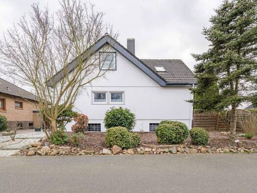 Einfamilienhaus zum Kauf 199.000 € 6,5 Zimmer 155,2 m² 692 m² Grundstück Dorum Wurster Nordseeküste 27639