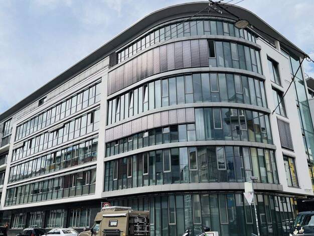 Bürofläche zur Miete provisionsfrei 18 € 2.525,4 m² Bürofläche teilbar ab 149,1 m² West Stuttgart 70176