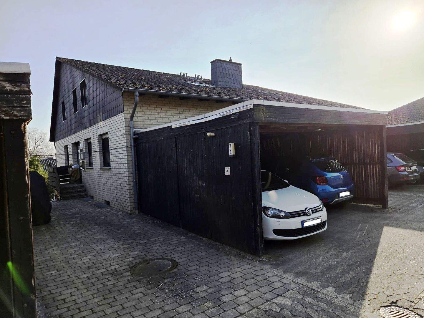 Immobilie in Hohenhameln - 3-Zimmer-Dachgeschoss-Wohnung mit Loggia - Bild 2