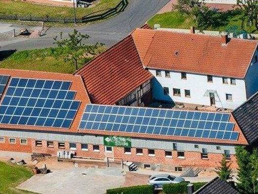 Einfamilienhaus zum Kauf provisionsfrei 420.000 € 5 Zimmer 220 m² 3.681 m² Grundstück Schwarzenborn 4 Schwarzenborn Tann (Rhön) 36142