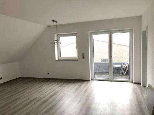Wohnung zur Miete 900 € 4 Zimmer 90 m² Geschoss 1/1 frei ab 01.02.2026 Hasport/Annenheide Delmenhorst 27755